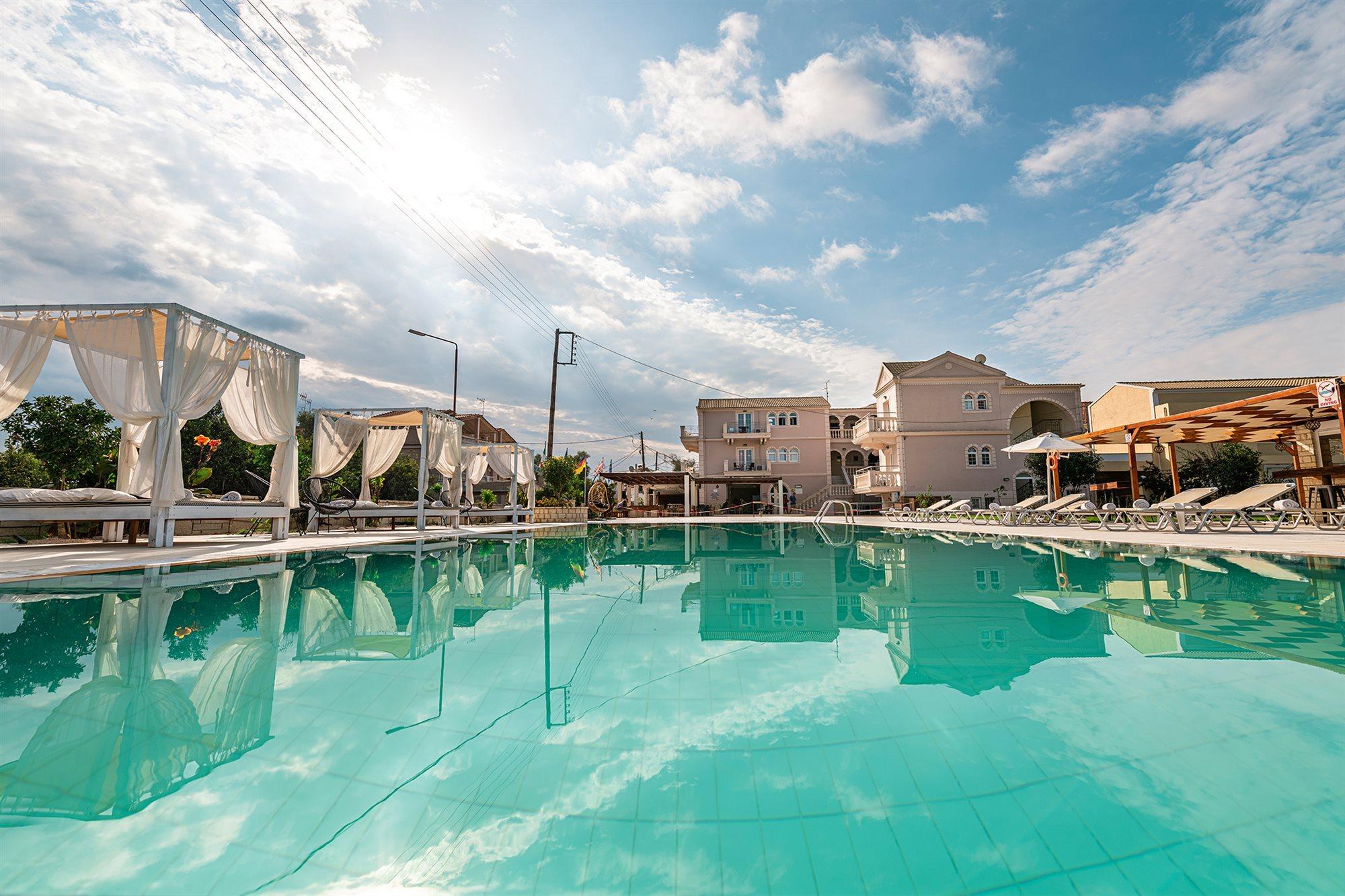 Ekati Hotel Kávos Buitenkant foto